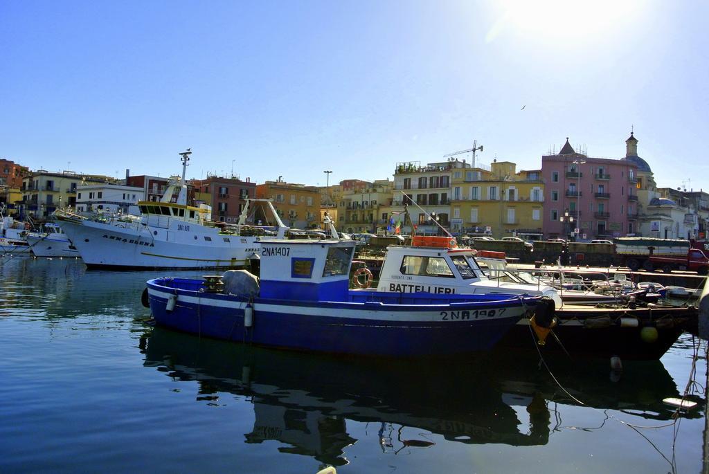 Hotel Casafort Pozzuoli Bagian luar foto
