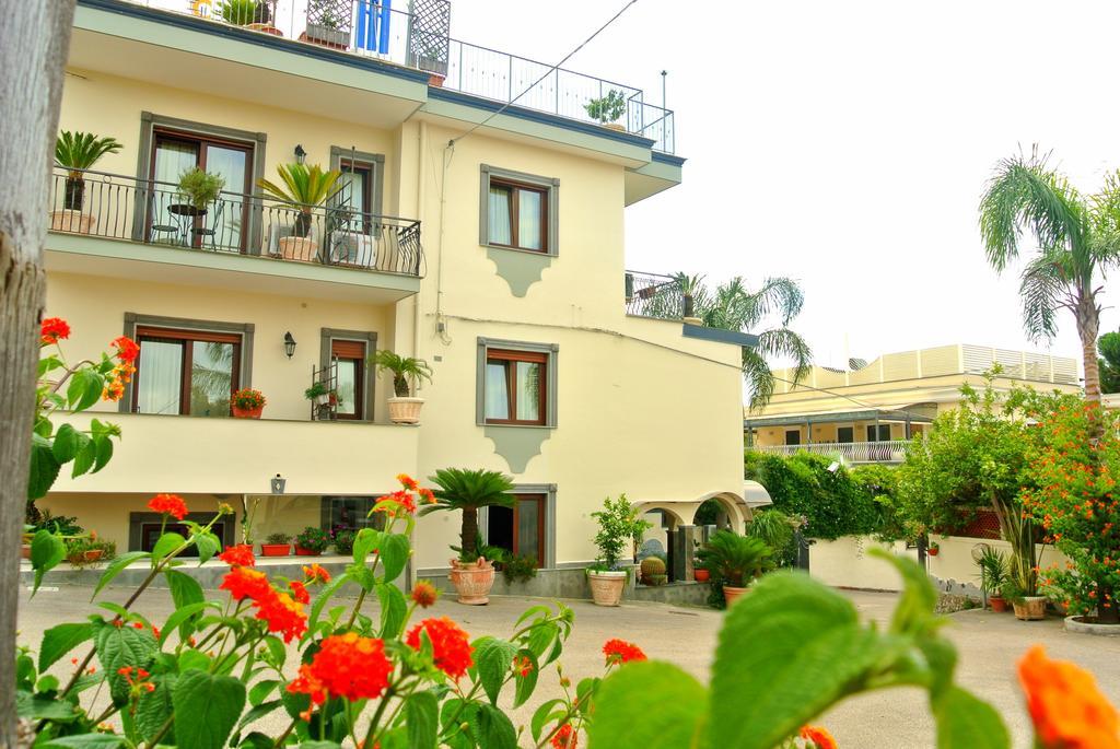 Hotel Casafort Pozzuoli Bagian luar foto