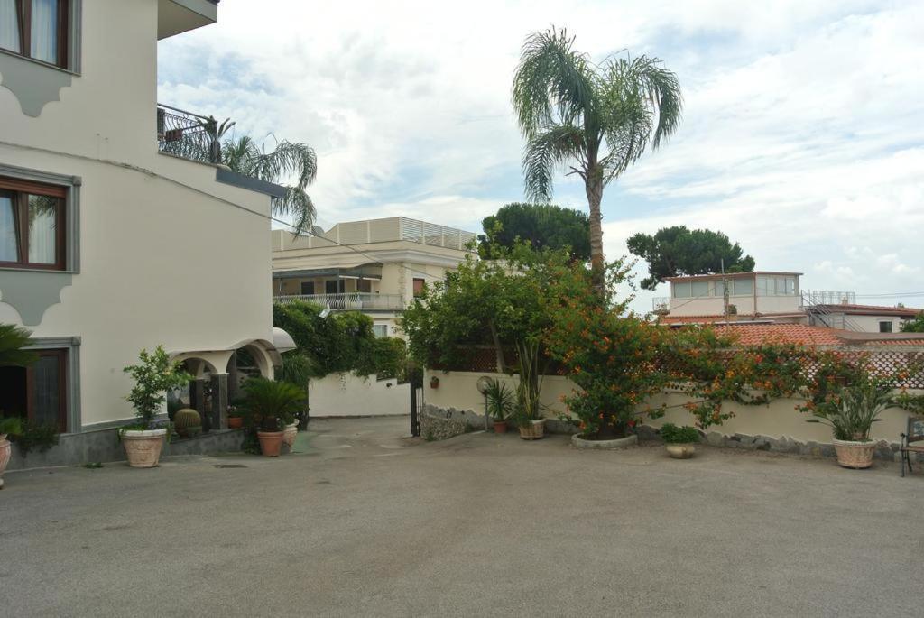 Hotel Casafort Pozzuoli Bagian luar foto