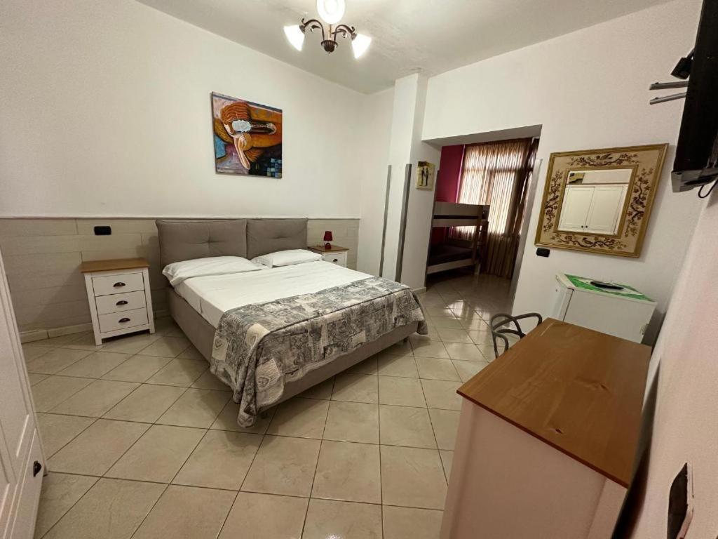Hotel Casafort Pozzuoli Bagian luar foto