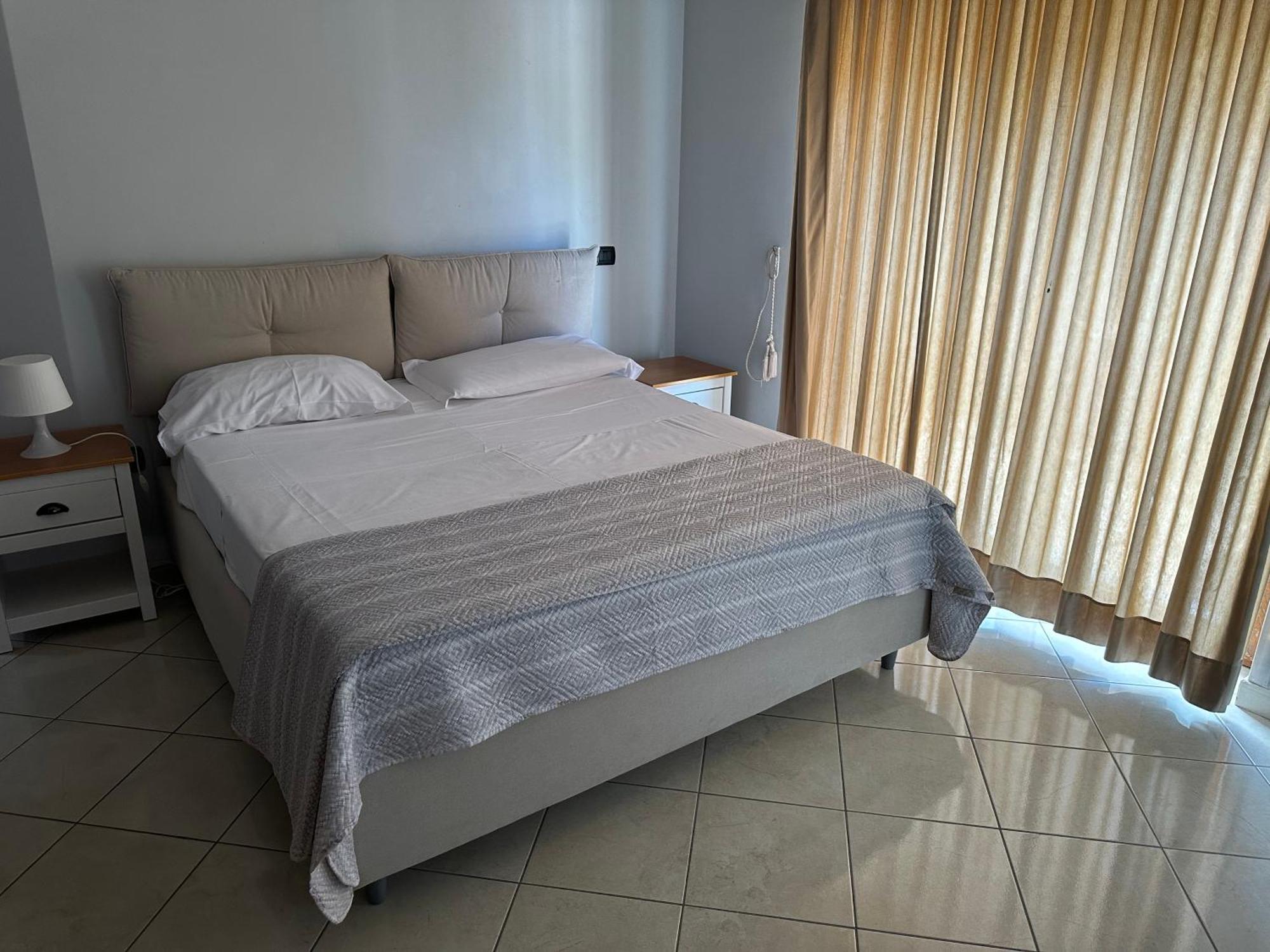 Hotel Casafort Pozzuoli Bagian luar foto