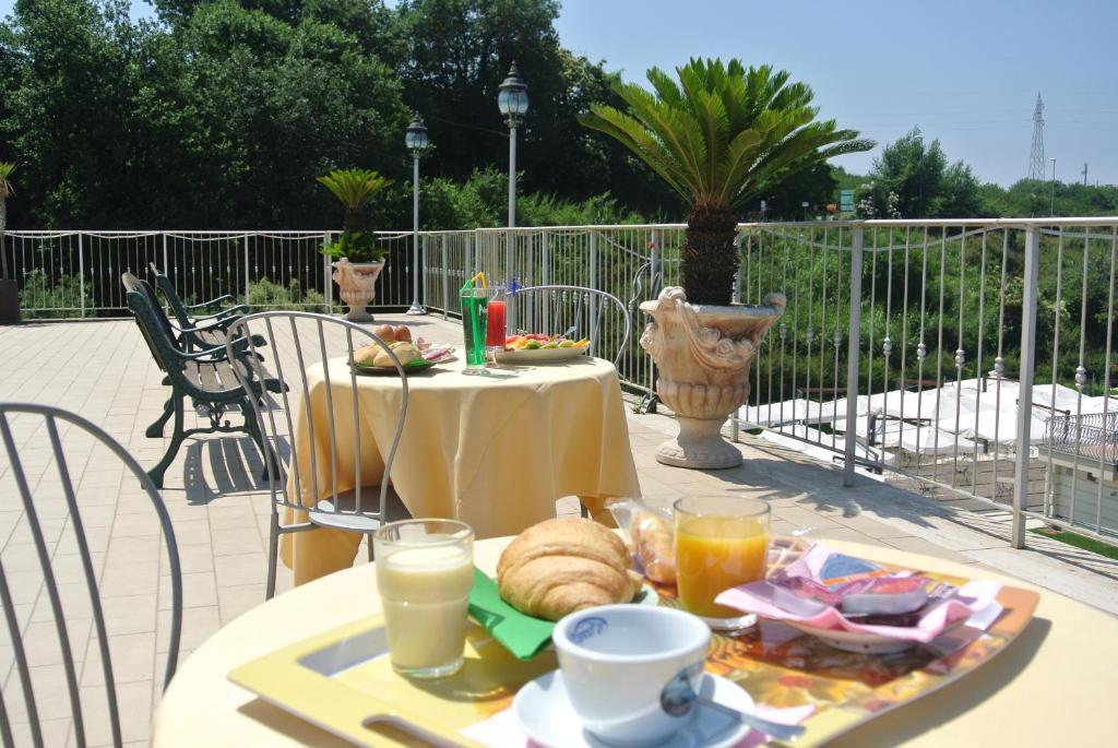 Hotel Casafort Pozzuoli Bagian luar foto